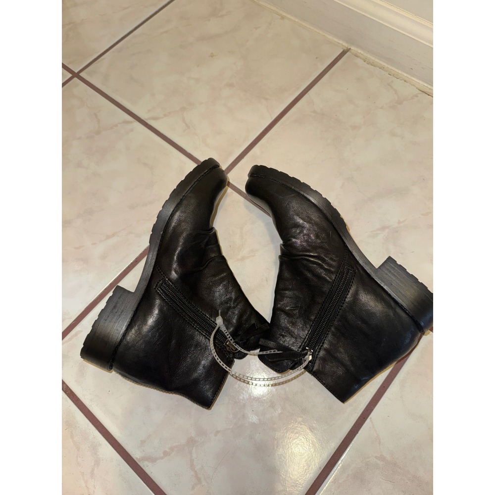 Sofft Ruched Leather Side Zip Bootie - Beckie II Size 6 - Picture 12 of 14